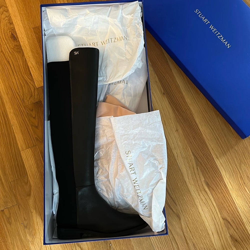 Stuart Weitzman Keenan City Boot